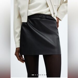 Leather-effect mini-skirt with belt